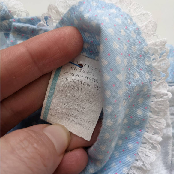 Vintage Girl's Pinafore Apron Dress, Light Blue Lace Rabbit Detail, Sz 18 Months - Picture 6 of 10